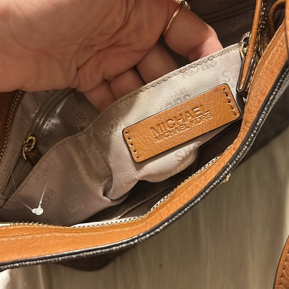 Michael Kors Cross Body Purse - Picture 8 of 13